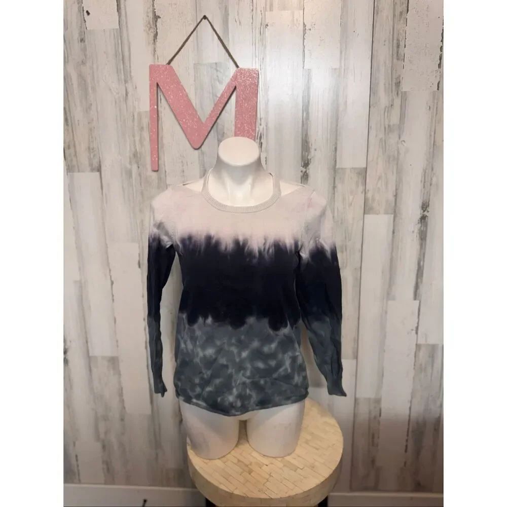 Chaser Tie Dye Long Sleeve Top Size Medium Blue Gray Ombre Lightweight Knit Shir